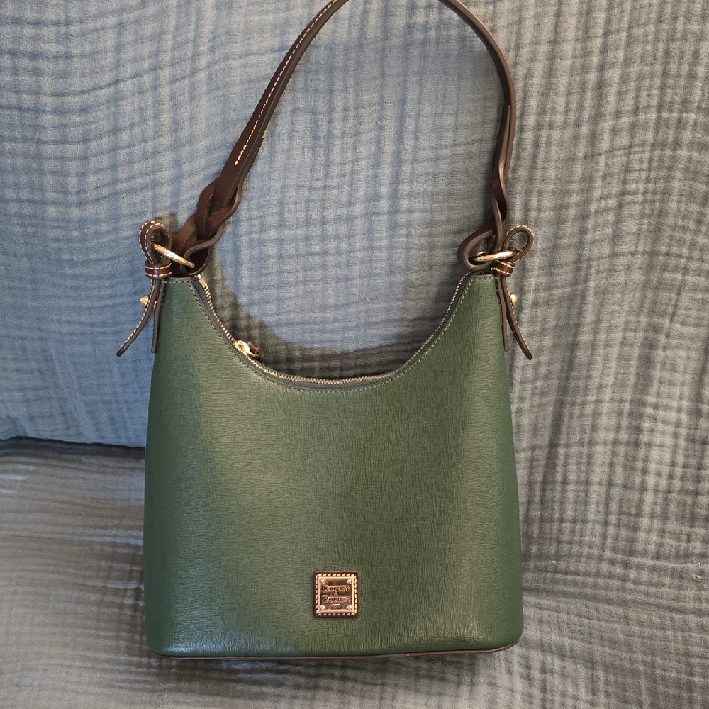 EUC Dooney & Bourke Saffiano Leather Rice Hobo Shoulder Bag